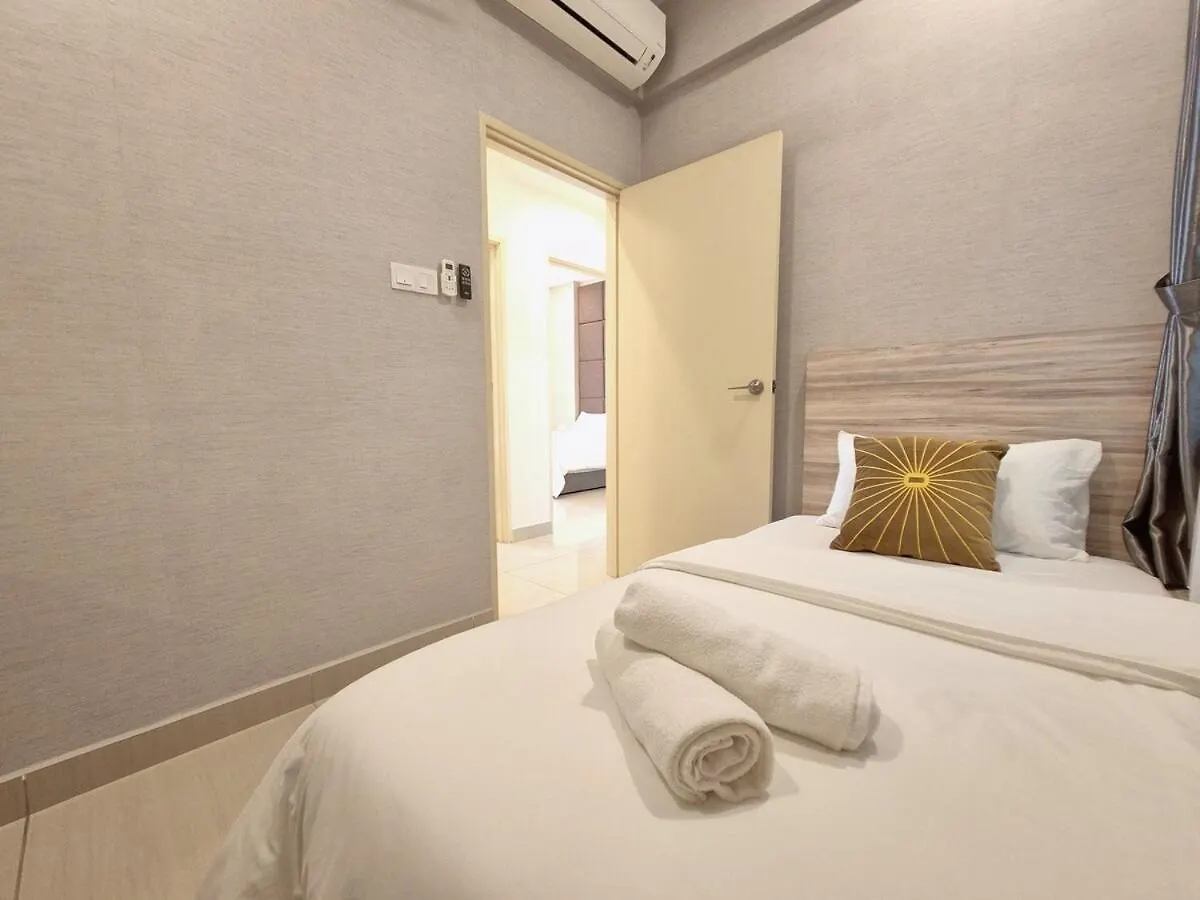 新山Modern Lux - Walking Distance To Mt Austin 6 Pax公寓